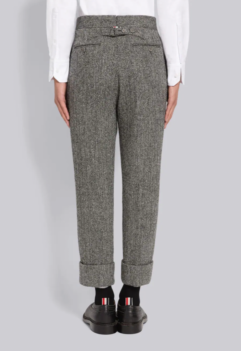 THOM BROWNE MEN FIT 1 BACKSTRAP TROUSER W/ SELF TIPPING IN HERRINGBONE HARRIS TWEED