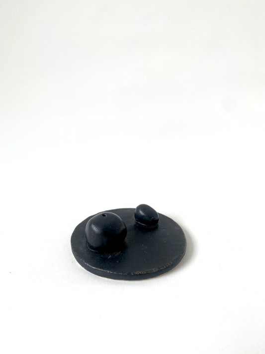 DANI SUJIN STUDIO Pebble Incense Holder