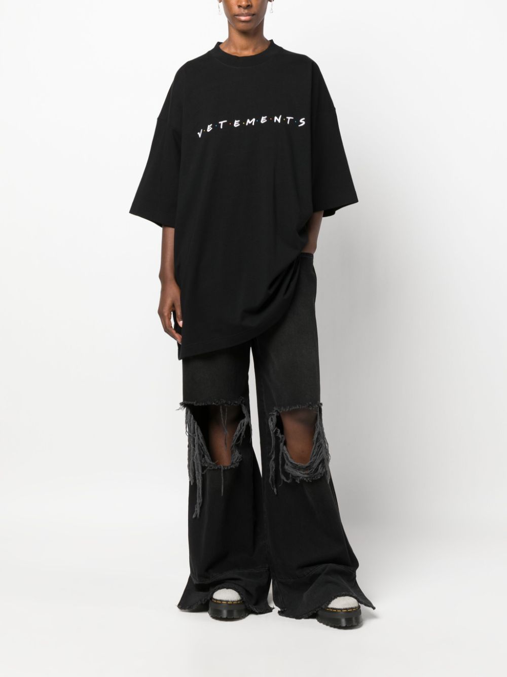 VETEMENTS Unisex Friendly Logo T-Shirt