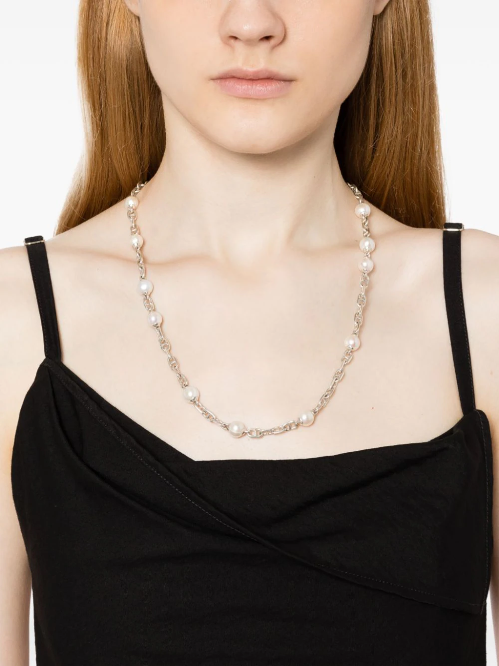 MAOR SICAR NECKLACE IN OXIDIZED SILVER WITH WHITE PEARLS