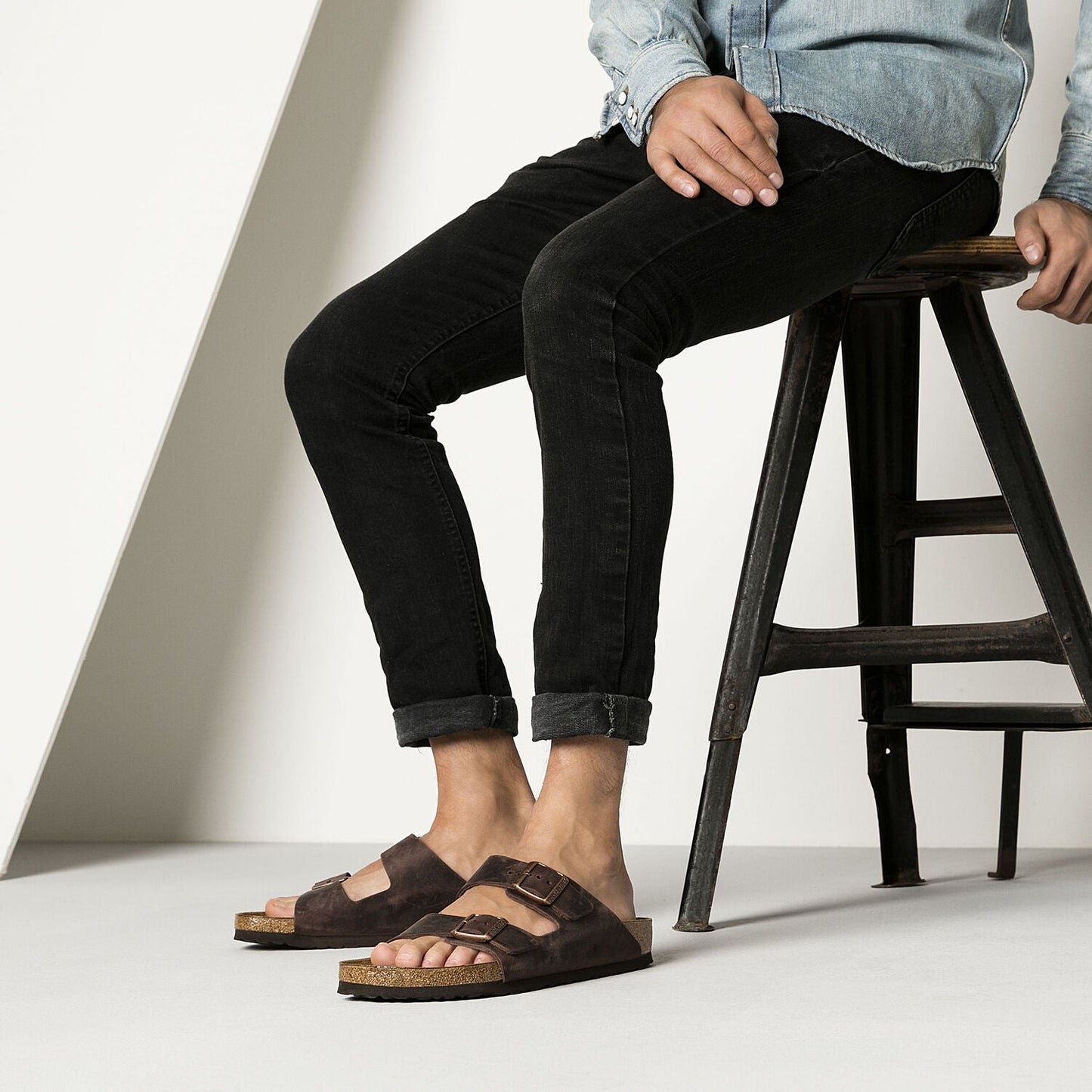 BIRKENSTOCK Arizona Oiled Leather Sandals