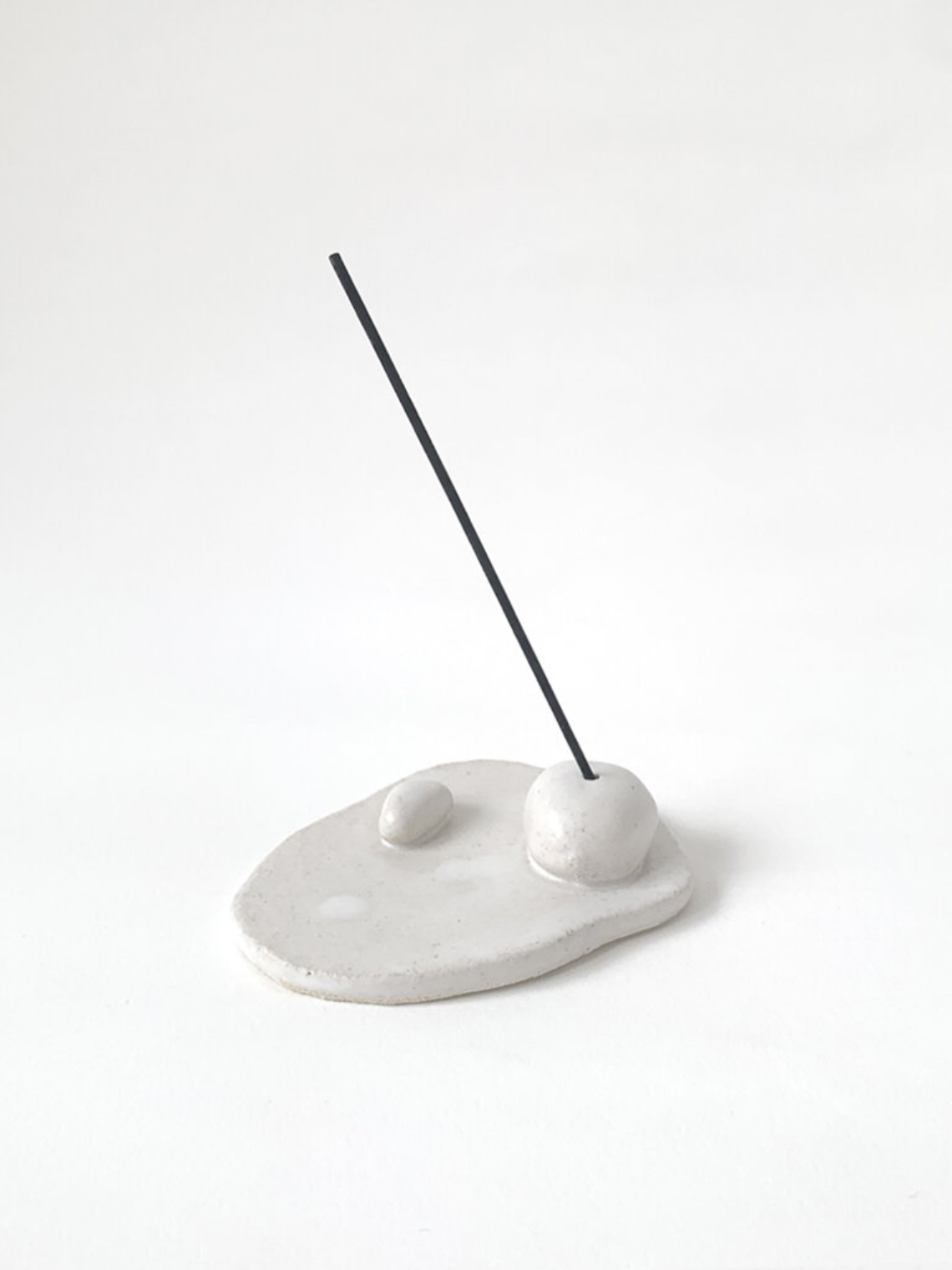 DANI SUJIN STUDIO Pebble Incense Holder