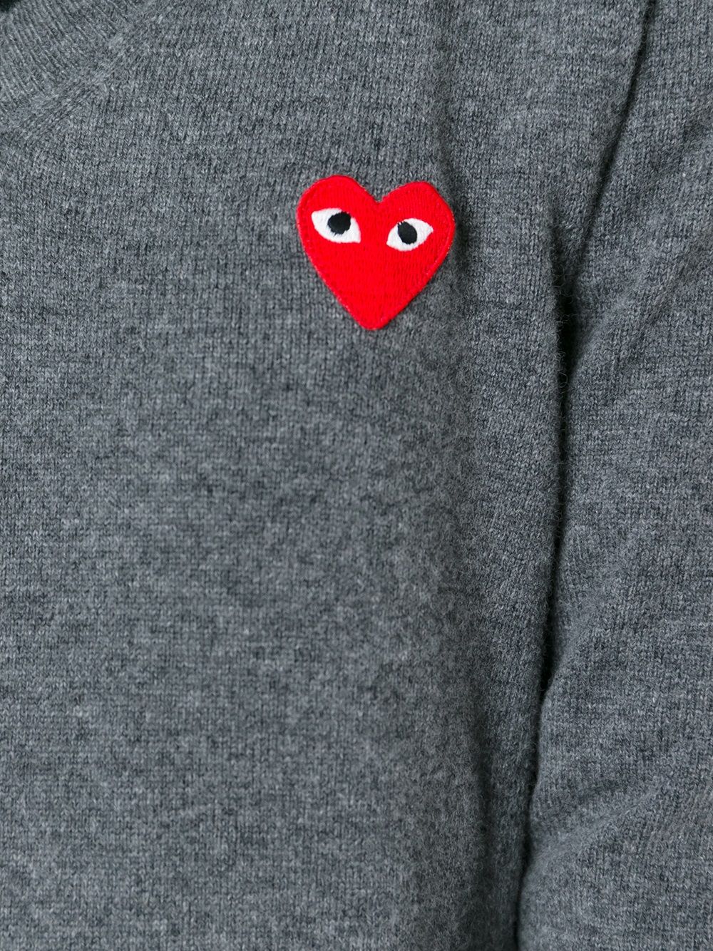 COMME DES GARONS PLAY WOMEN RED HEART V NECK PULLOVER