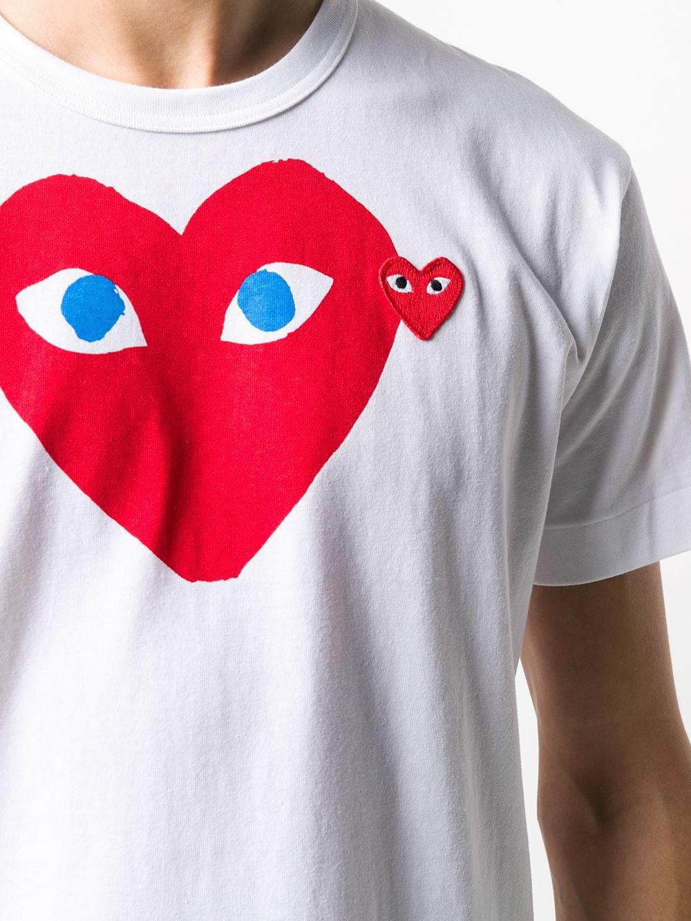 COMME DES GARCONS PLAY MEN Red Hearts Blue Eyes T-Shirt