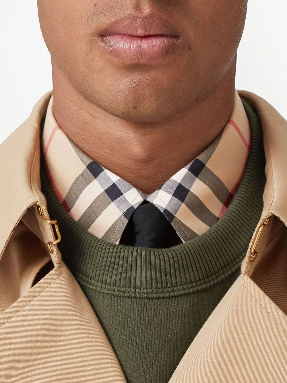 BURBERRY Men The Kensington Heritage Trench Coat