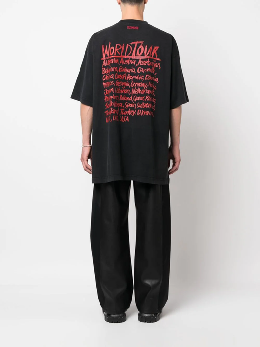 VETEMENTS Unisex World Tour Logo T-Shirt