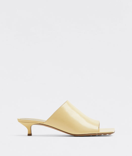 BOTTEGA VENETA Women Stretch Mule