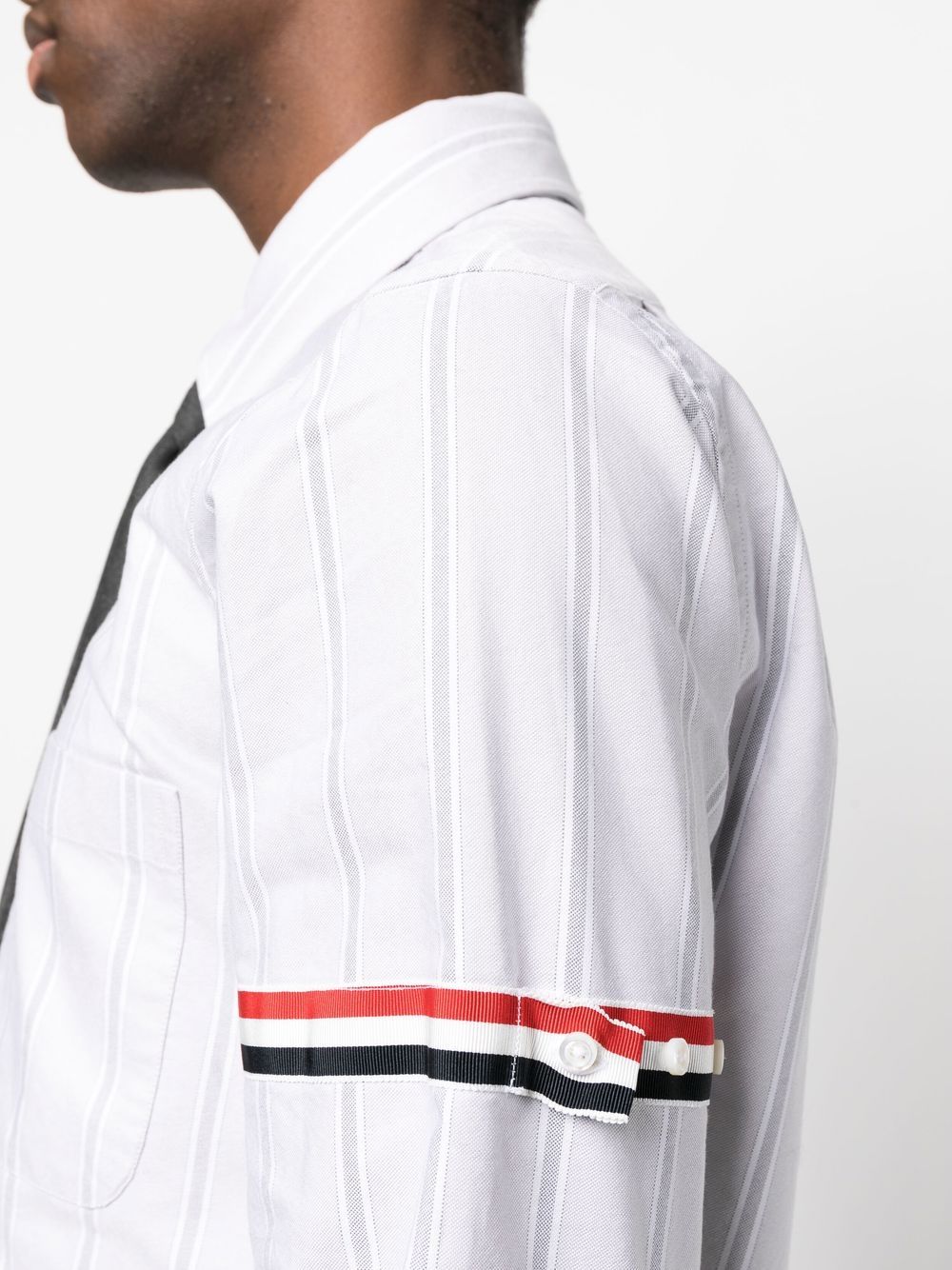 THOM BROWNE Men Straight Fit PC L/S Shirt W/GG Armband In Alternative Rep Stripe Oxford