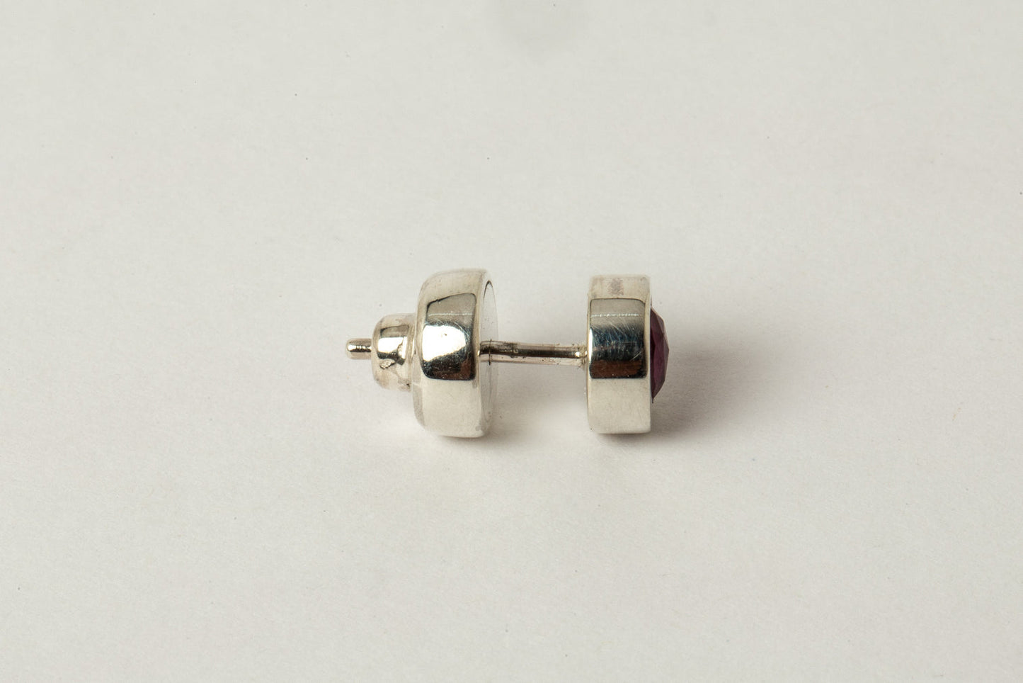 PARTS OF FOUR Stud Earring (0.2 CT, Ruby Slice, PA+RUB)