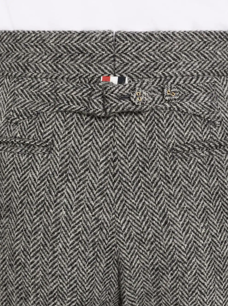 THOM BROWNE MEN FIT 1 BACKSTRAP TROUSER W/ SELF TIPPING IN HERRINGBONE HARRIS TWEED