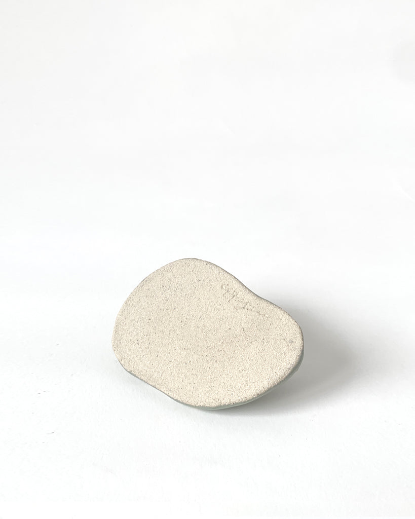 DANI SUJIN STUDIO Pebble Incense Holder