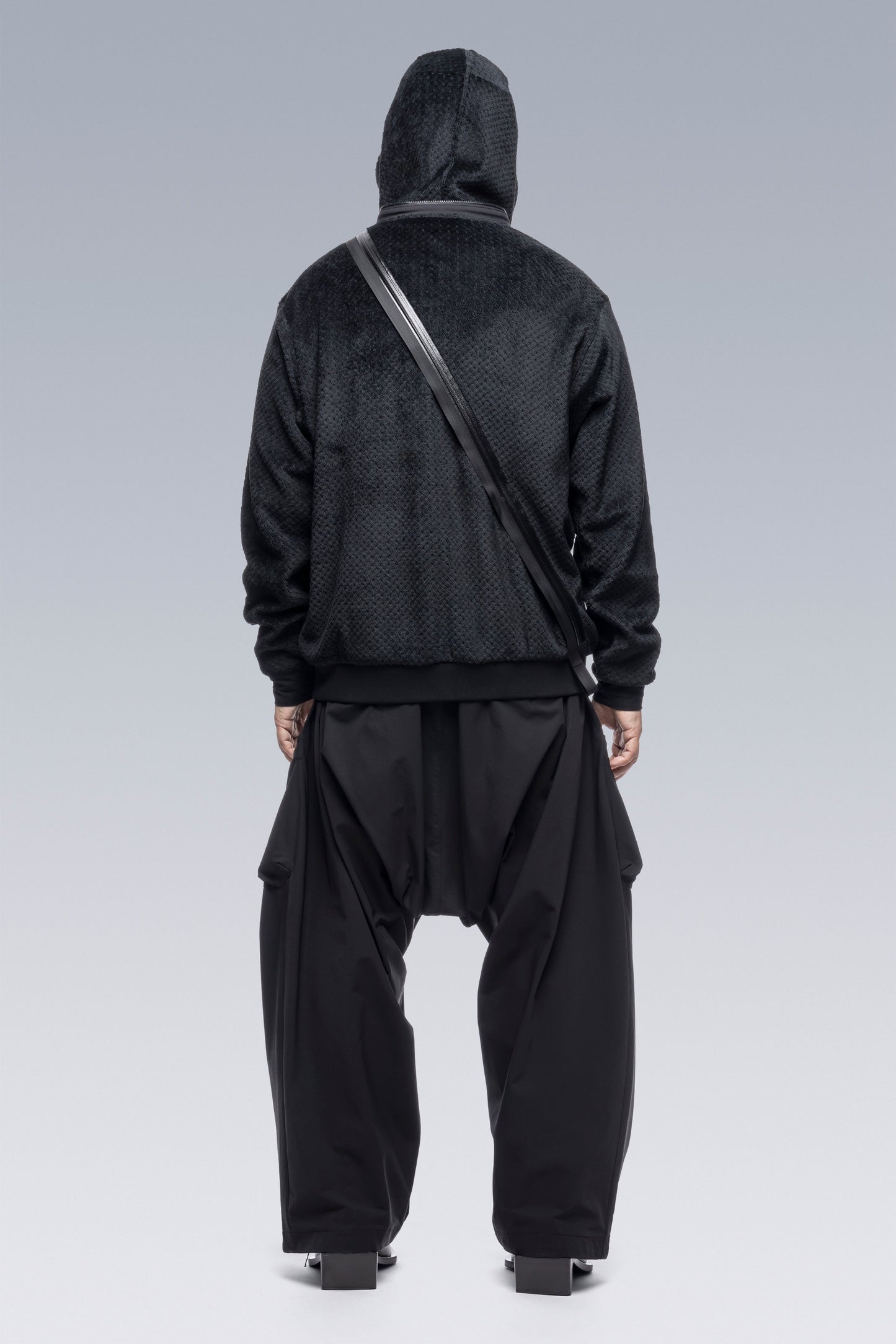 ACRONYM Men J117-HL