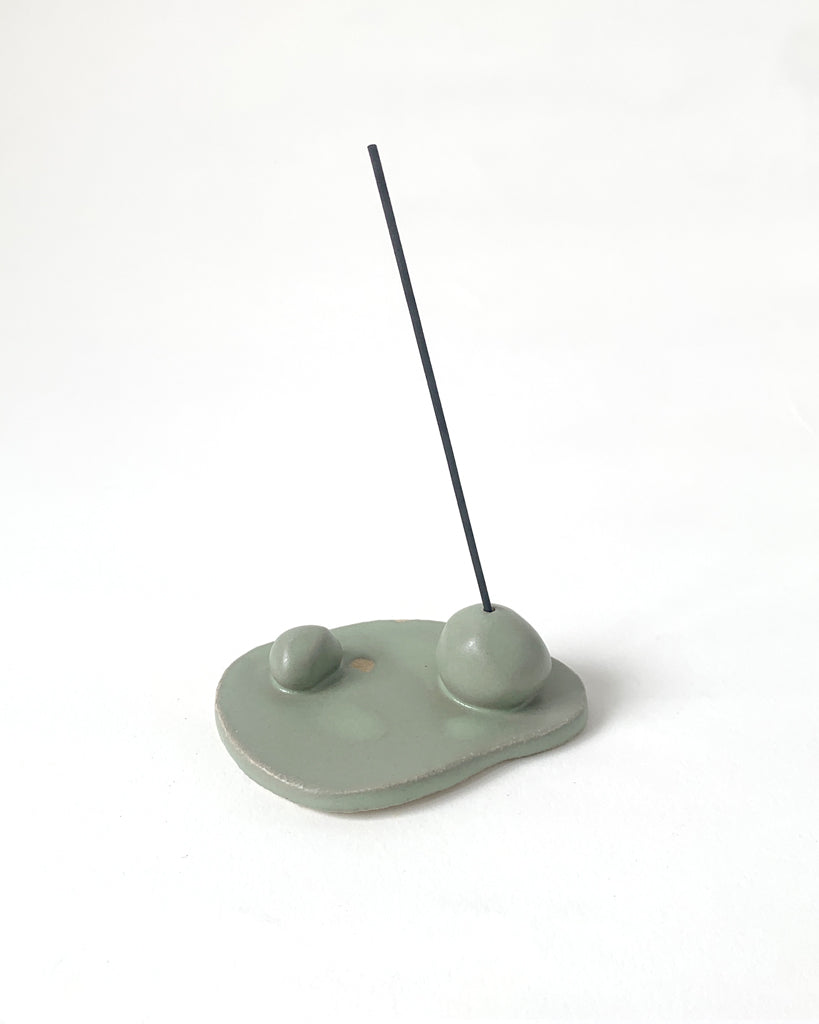 DANI SUJIN STUDIO Pebble Incense Holder